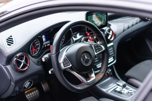 بلا يو وين كازينو تطبيق أندرويد/آي أو إس